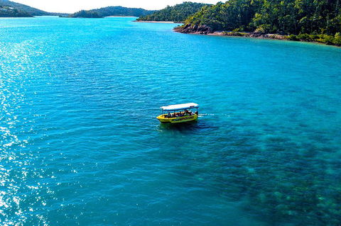 Airlie Beach Glass Bottom Boat Tour - Australian Directory 2