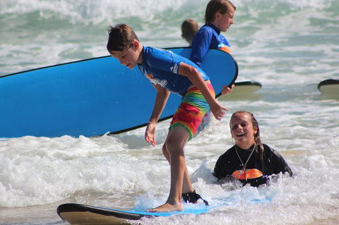 Learn To Surf At Broadbeach On The Gold Coast - Australian Directory 0